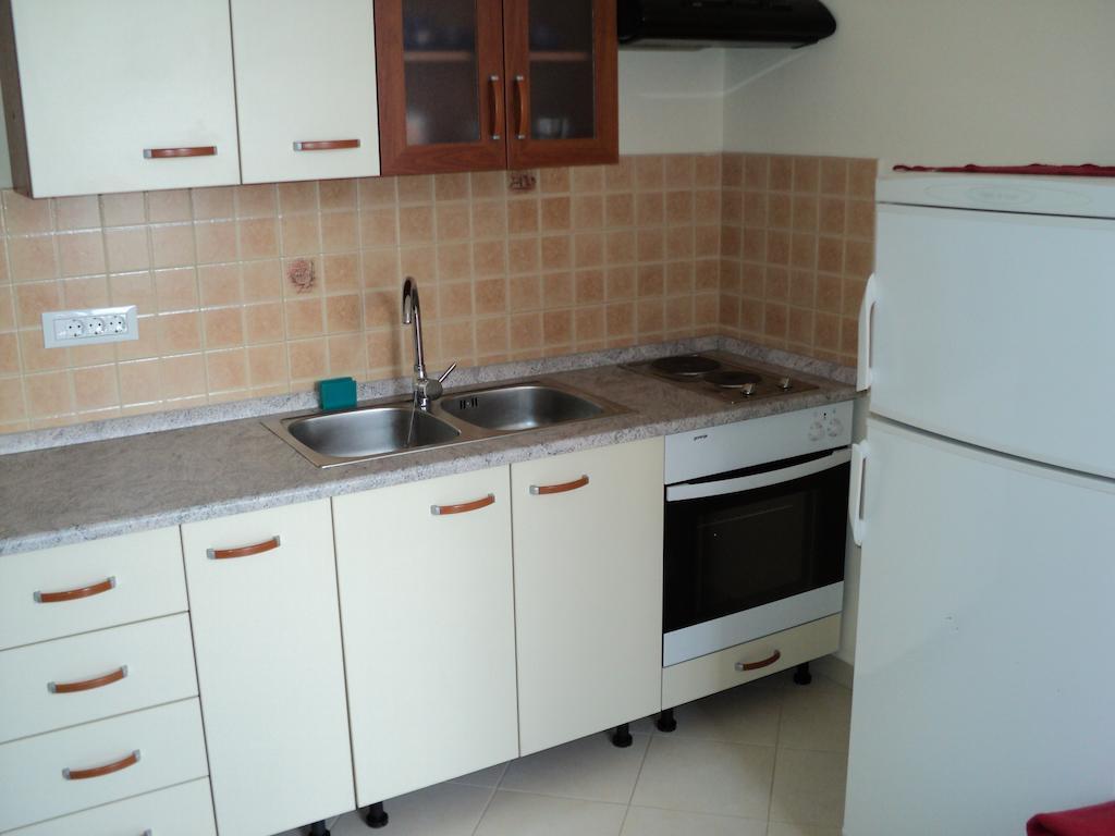 Apartment Mandrac Новиград Стая снимка