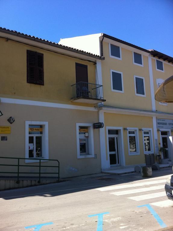 Apartment Mandrac Новиград Стая снимка